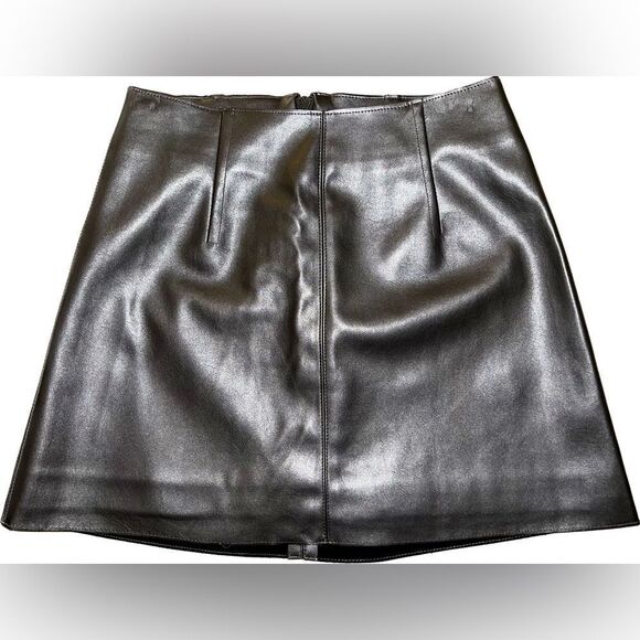 XS Bailey 44 Metallic Grey or Silver “Chew The Scenery” Mini Skirt Stretch Sexy - Picture 6 of 6
